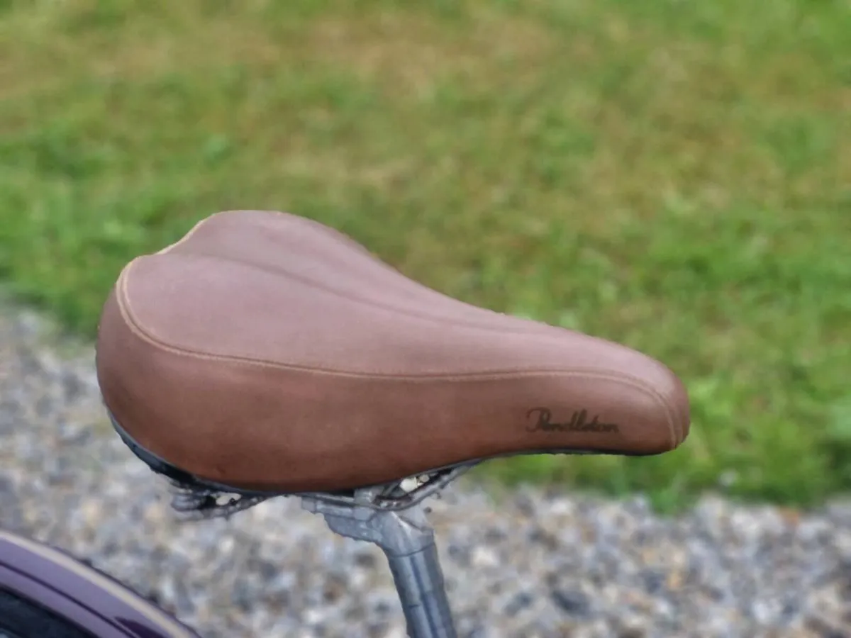 LADIES DAWES DUCHESS. NO OFFERS - Image 3