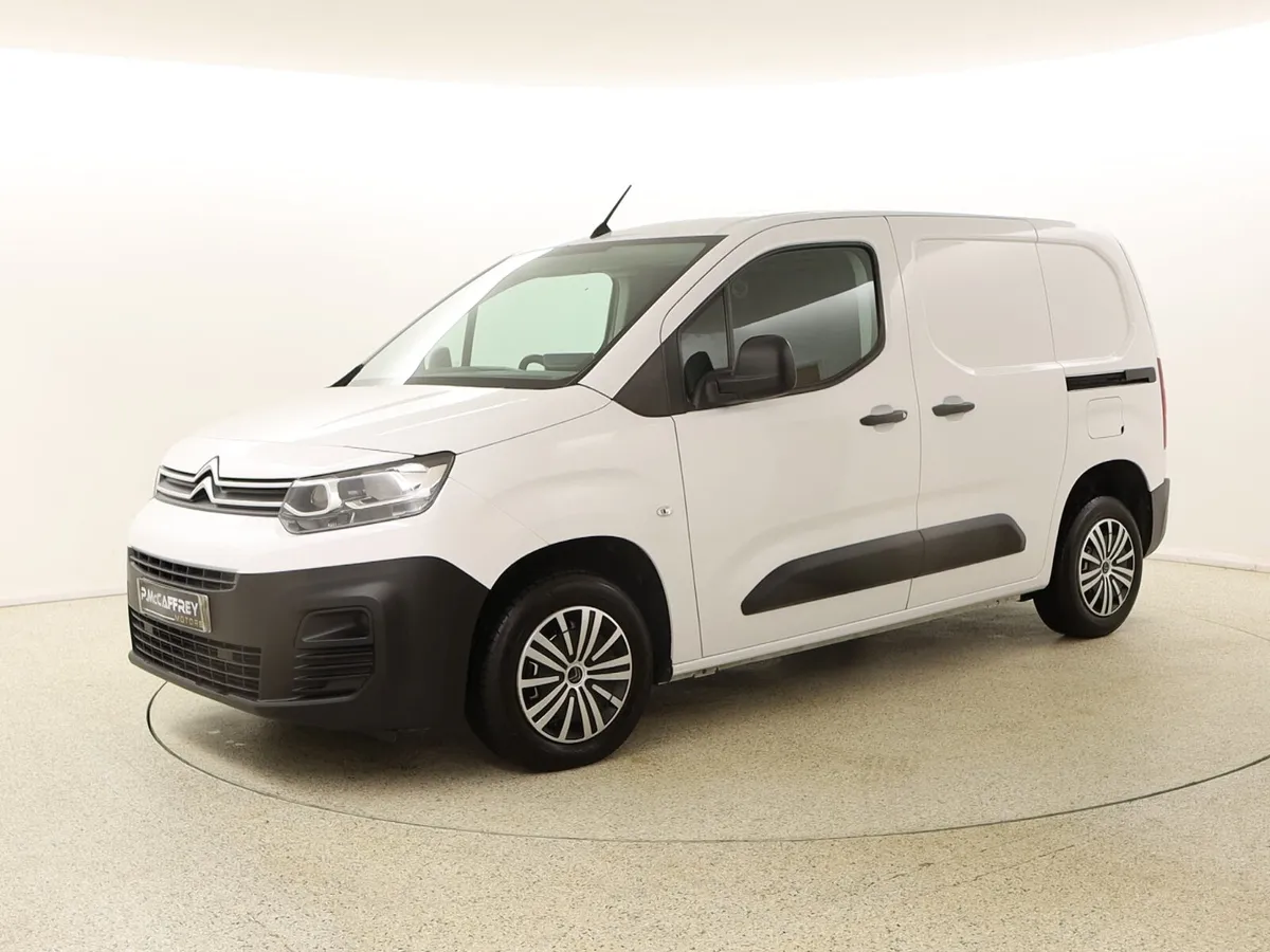 2023 Citroen Berlingo 1.5 HDI Enterprise - Image 3