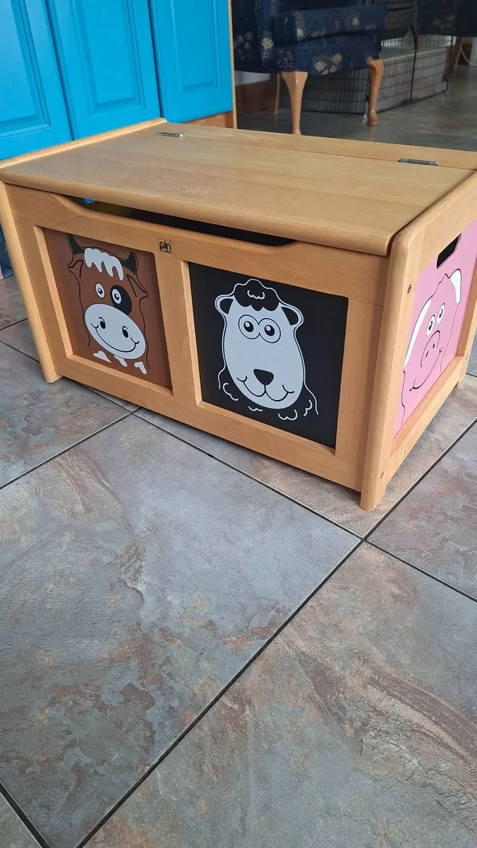 Wooden Toy Box - Image 1