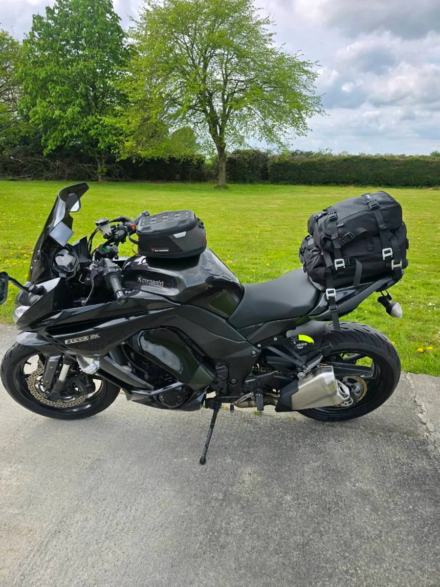 2017 Kawasaki z1000sx - Image 2