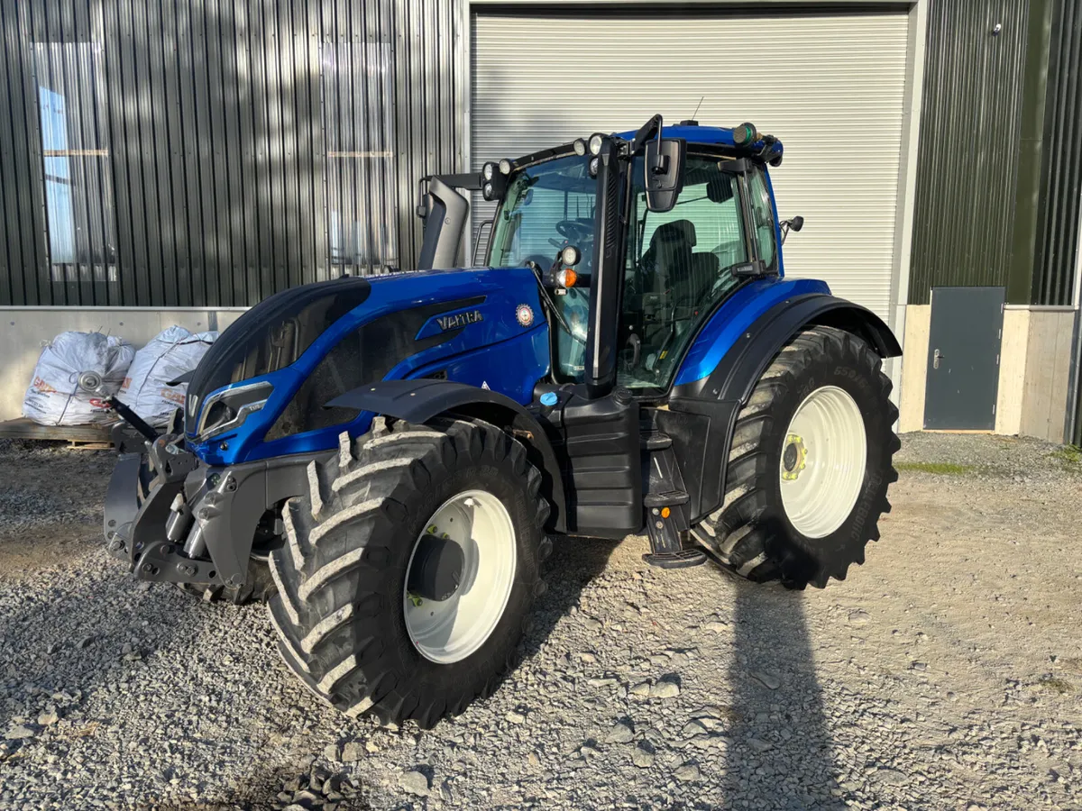 241 Valtra T175 Active *3000 hrs* - Image 3