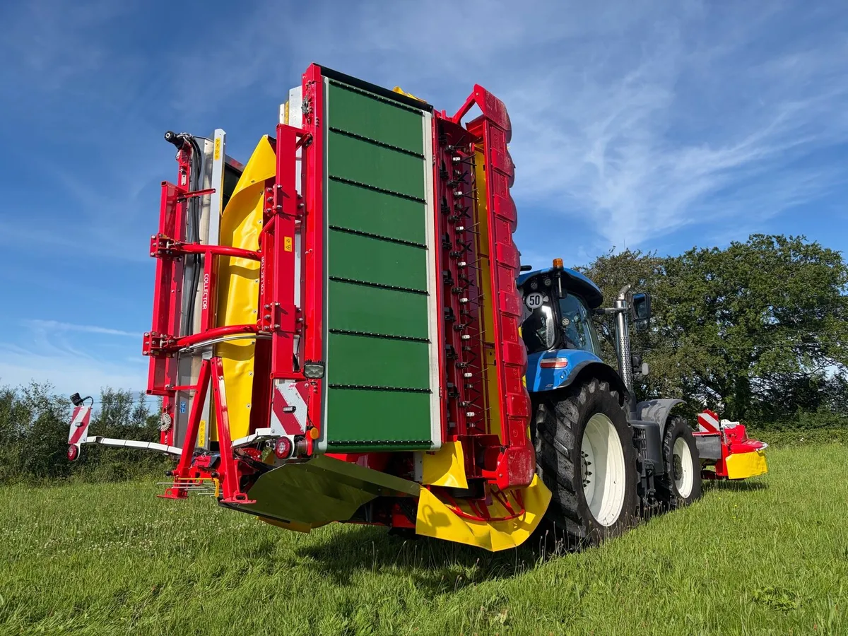 Pottinger V10000 Butterfly Mower - Image 1