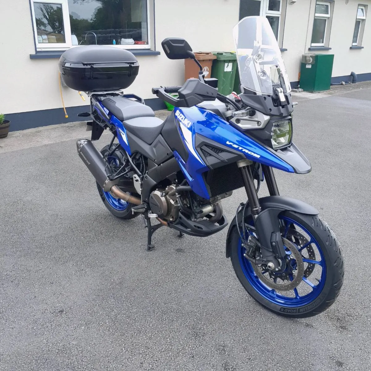 Motorcycle - Image 2