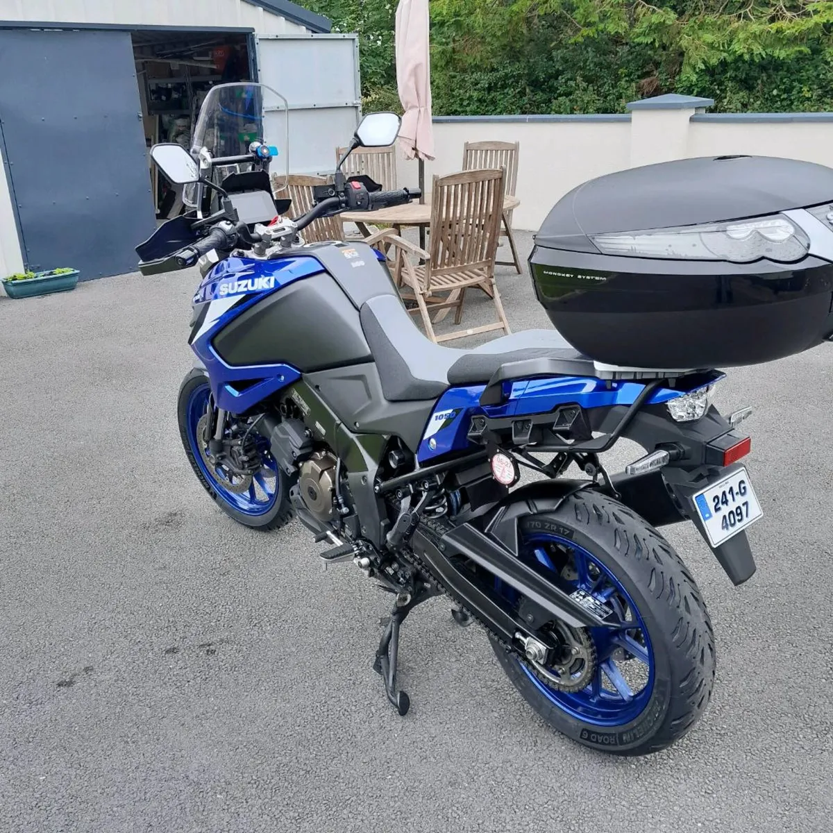 Motorcycle - Image 3