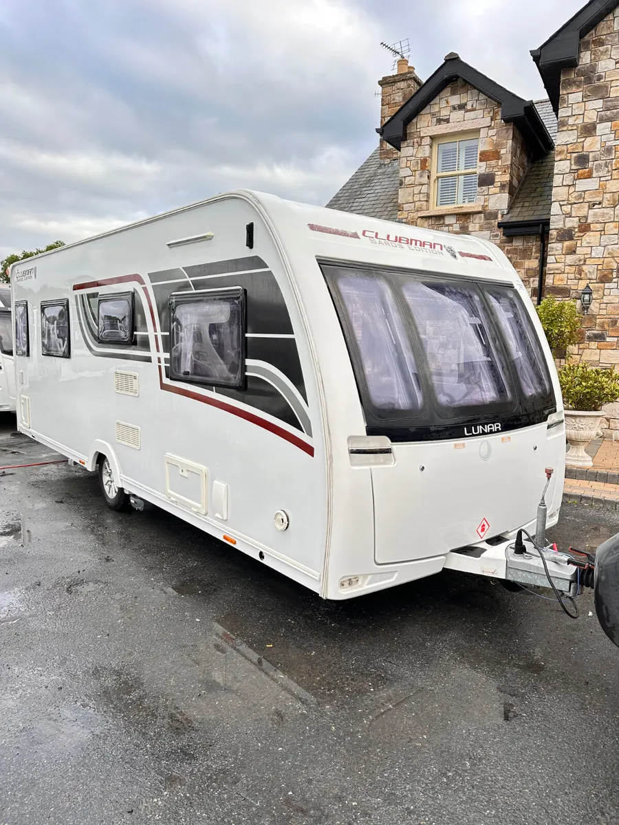 ✨STUNNING LUNAR SARAS EDITION 4 BERTH ISLAND BED✨ - Image 1