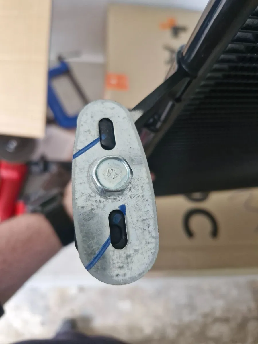 Ford Aircon Condenser - Image 3