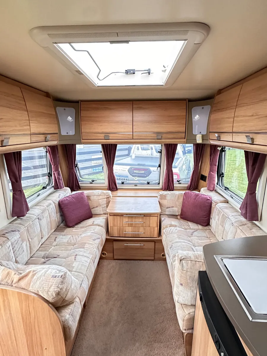 ✨STUNNING BAILEY PEGASUS 4 BERTH FIXED BED✨ - Image 4