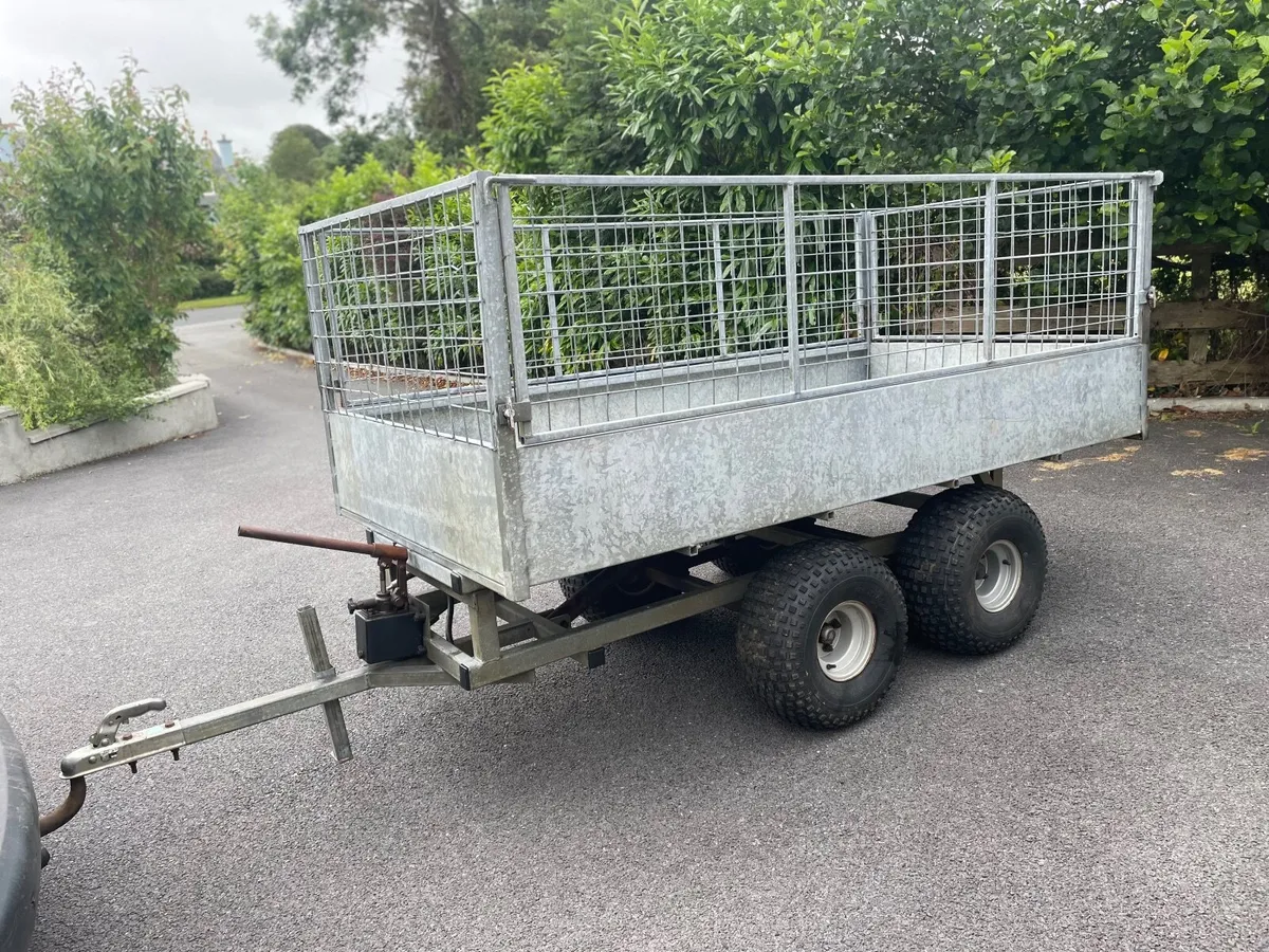 Trailer - Image 1