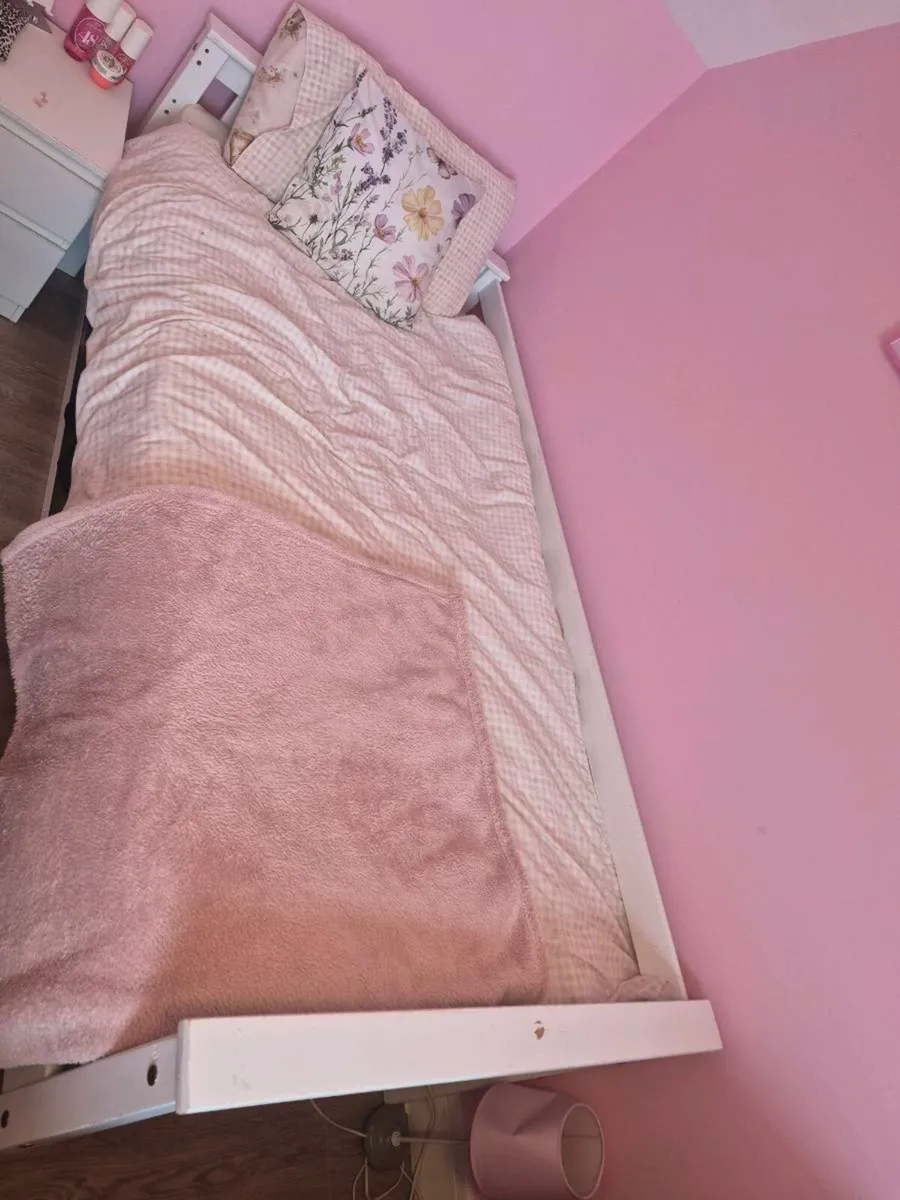 Single Bed - Image 1