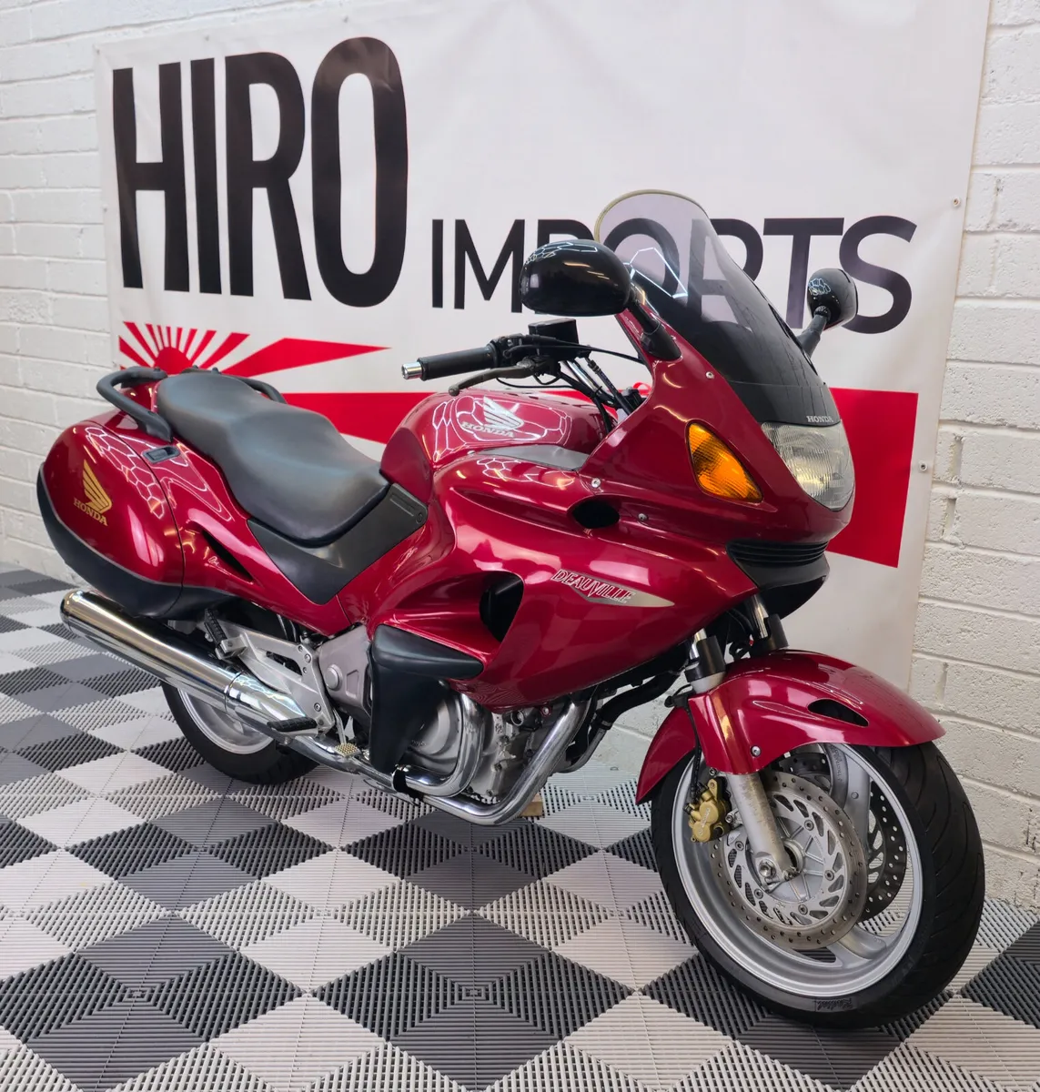 1999 Honda Deauville NT650V - Image 2