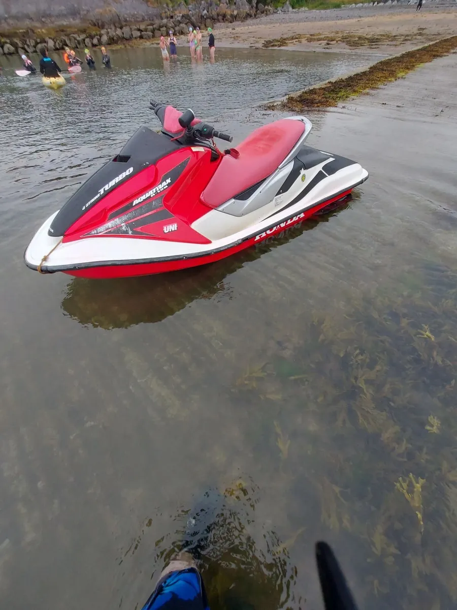 Honda jetski - Image 1