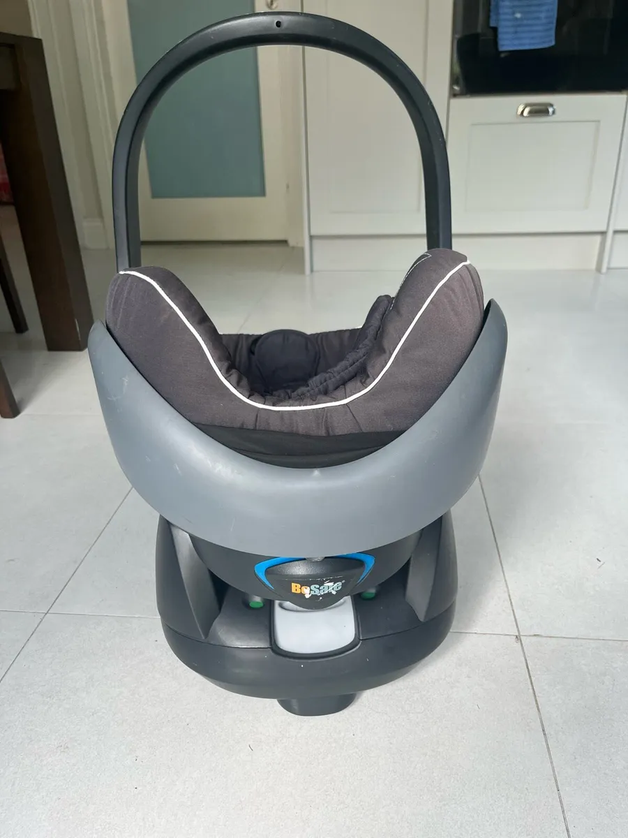 Baby car seat - Image 4
