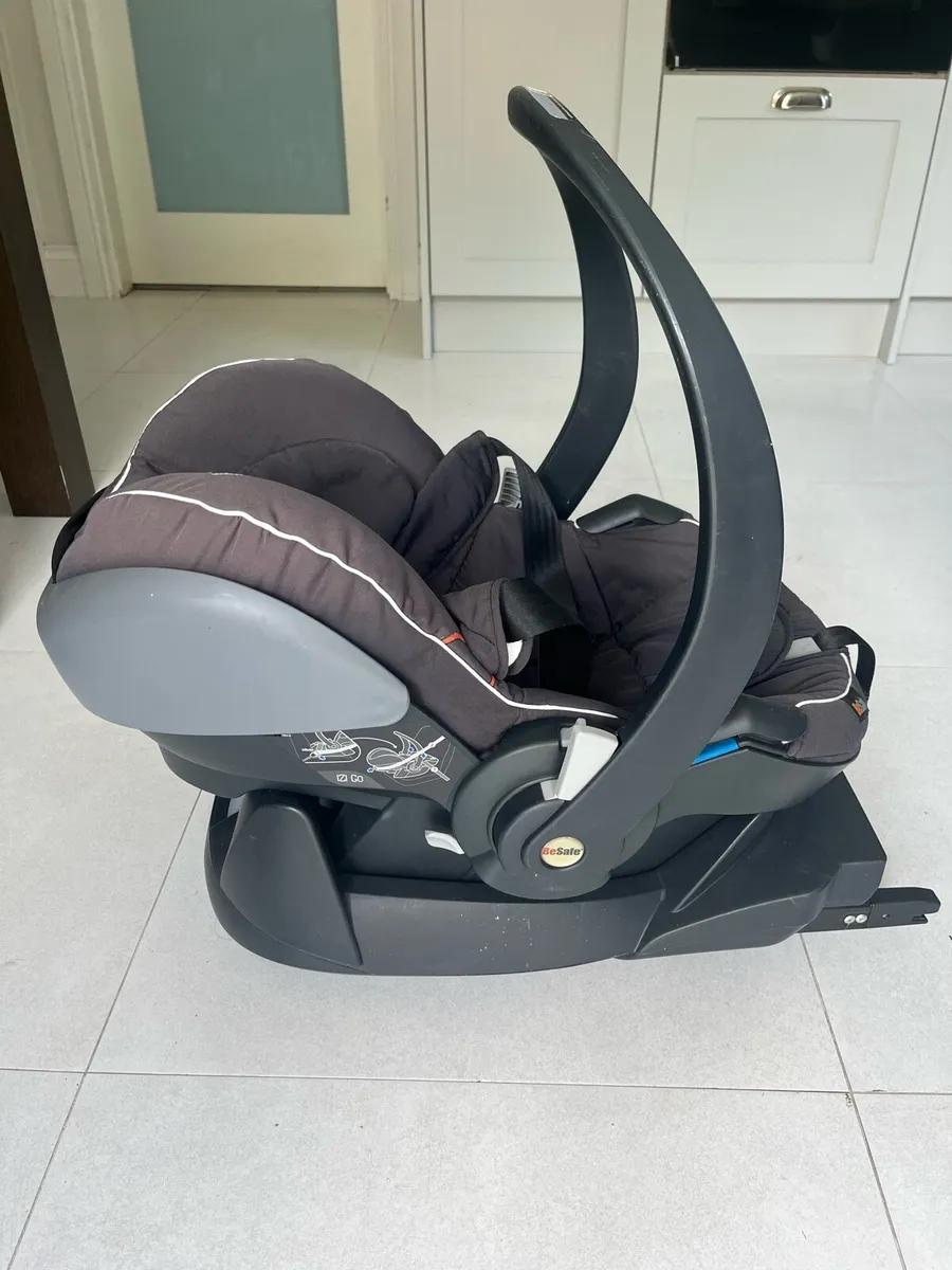Baby car seat - Image 2
