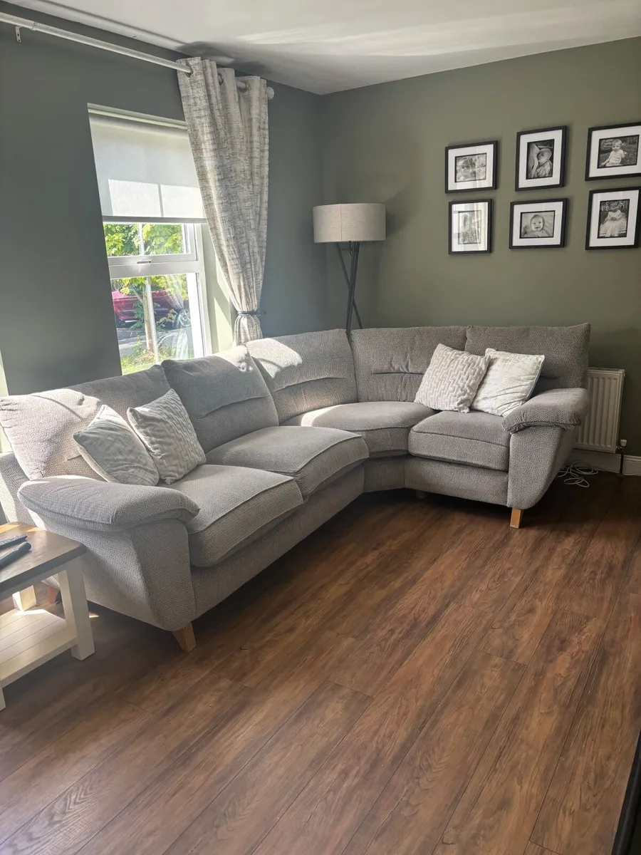 Corner Suite - Image 2