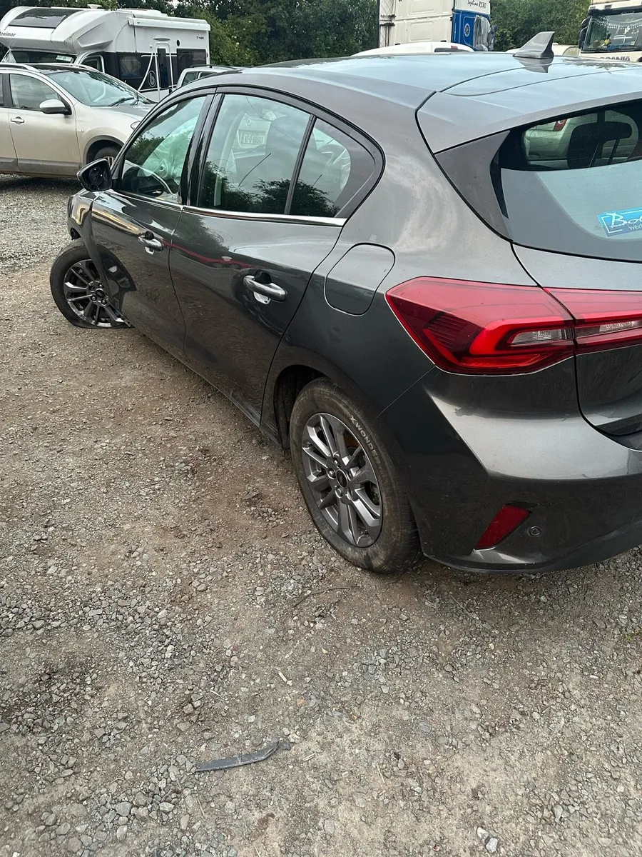 2023 Ford Focus 1.0 Petrol FOR REPAIR - Image 3