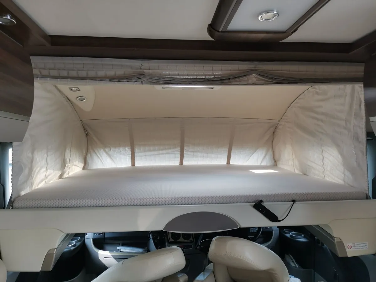 Automatic Campervan right hand drive . - Image 1