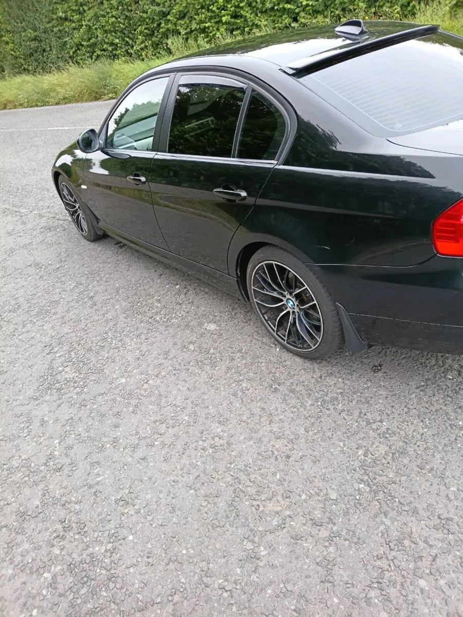 BMW 320d 2010 Nct 2/27 - Image 2