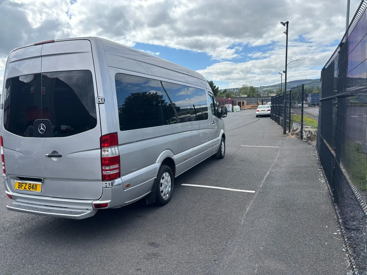 Mercedes sprinter Minibus - Image 4