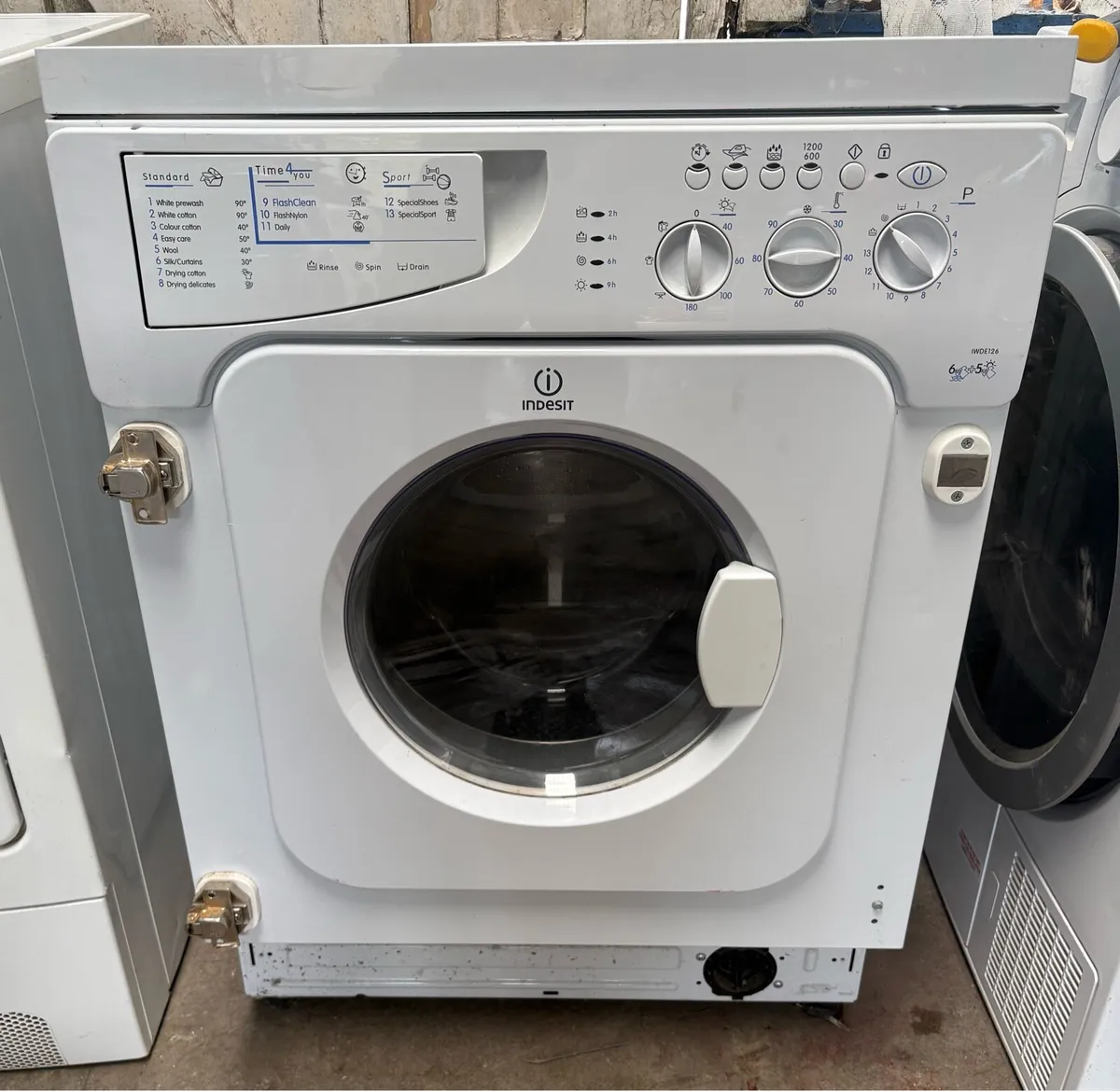 Indesit Washer Dryer (Integrated)