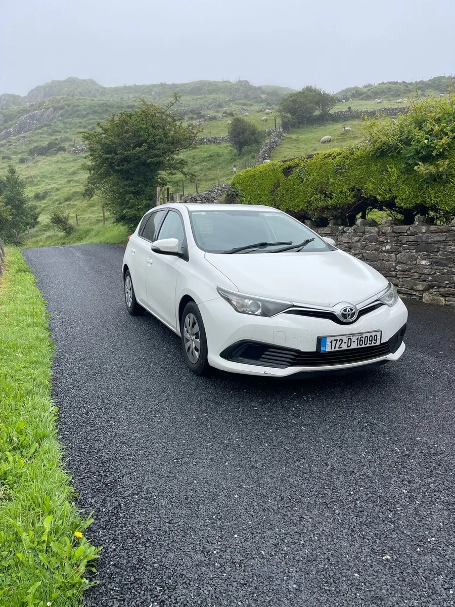 Toyota Auris - Image 1