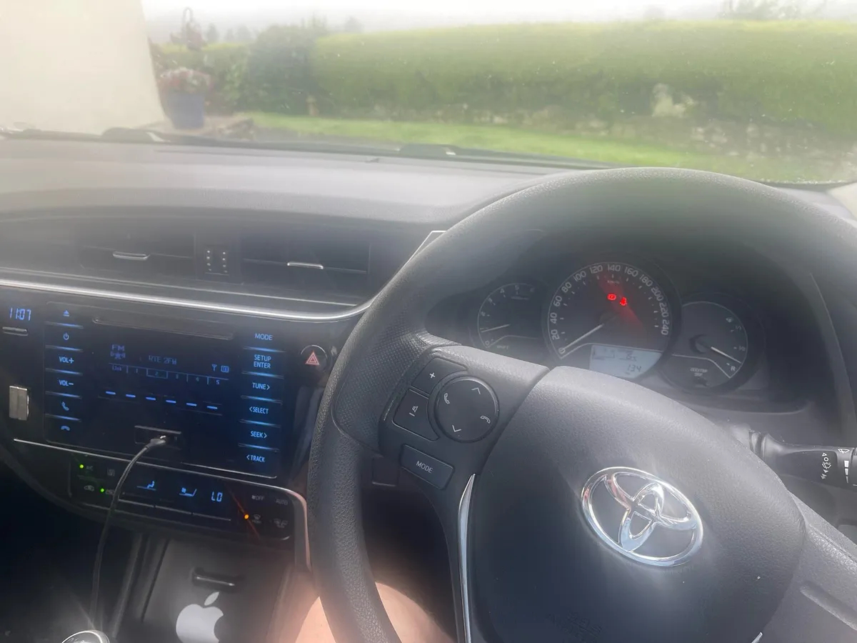Toyota Auris - Image 4