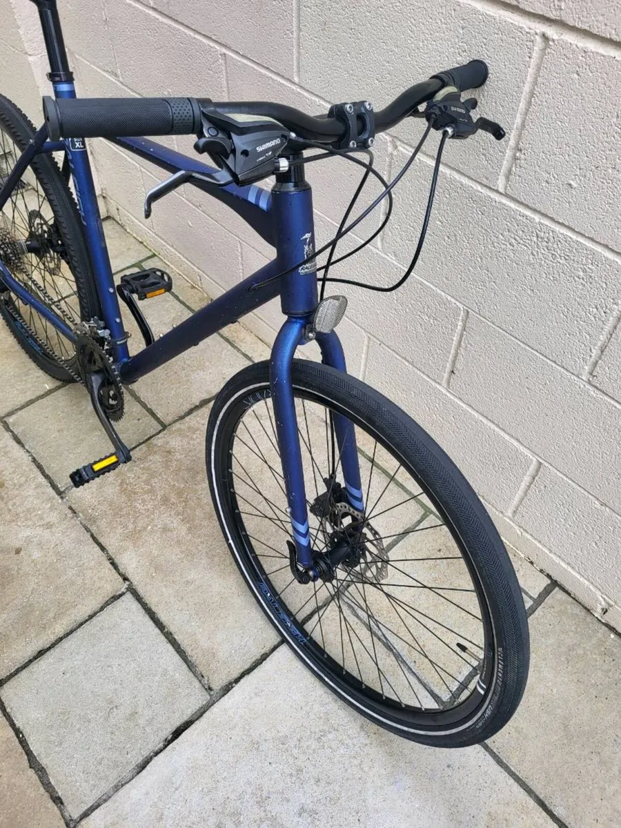Raleigh Strada 2 Hybrid Bike XL - Image 3