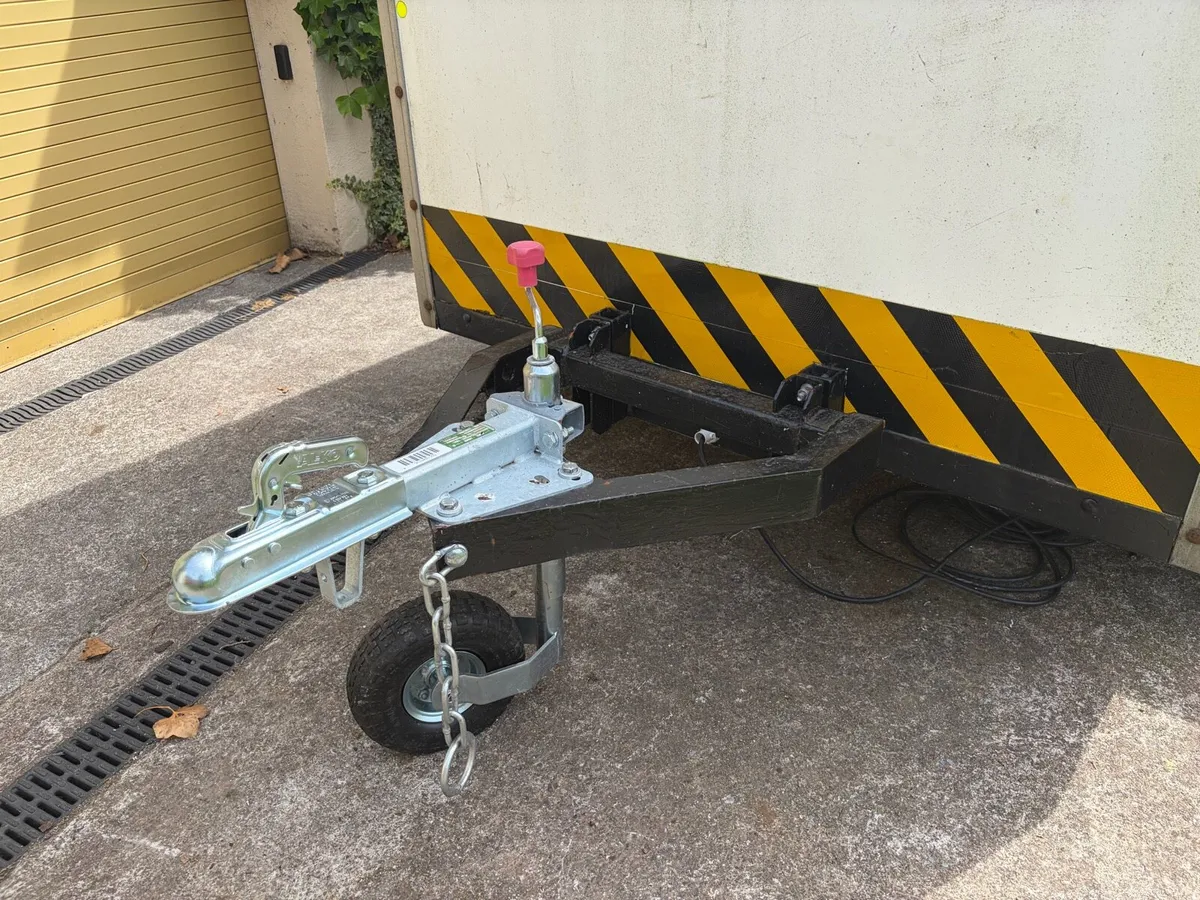 CAMPING TRAILER TOOLS TRAILER MOBILE WORKSHOP - Image 3