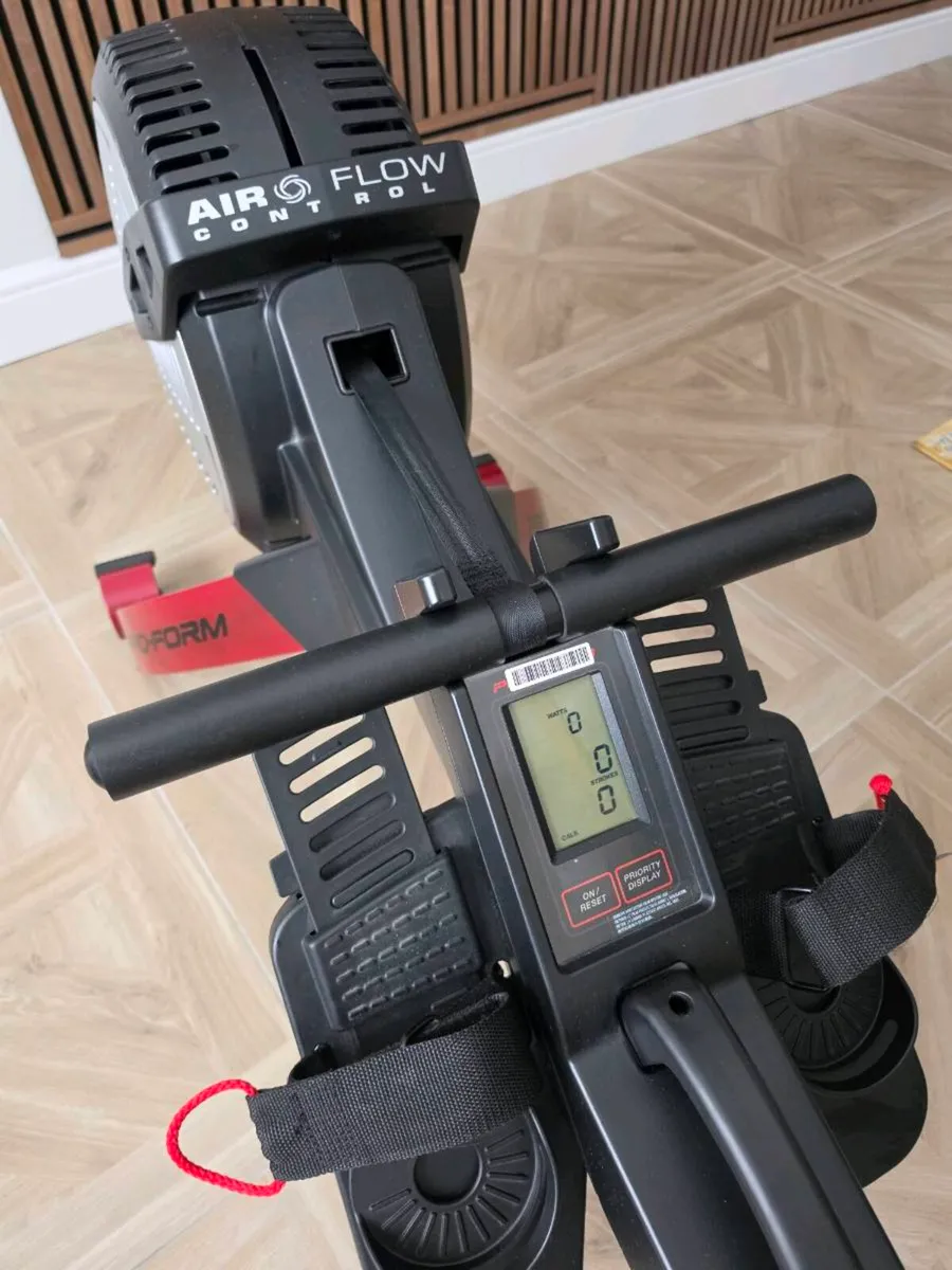Exercise Rowing Machine - Image 2