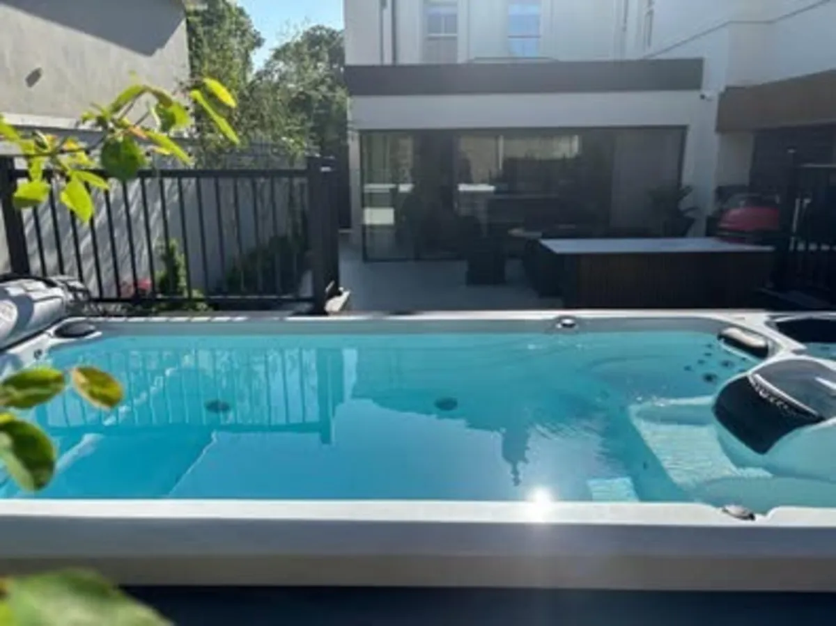 Swim Spa and Integrated Hot Tub - Image 2