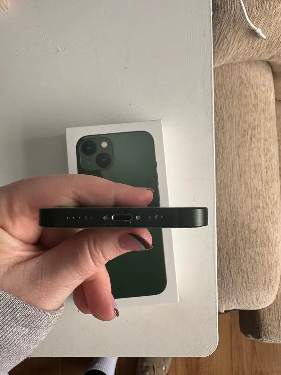 iPhone 13 128GB unlocked - Image 3
