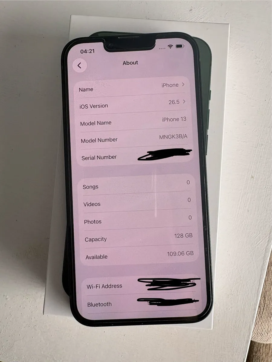 iPhone 13 128GB unlocked - Image 4