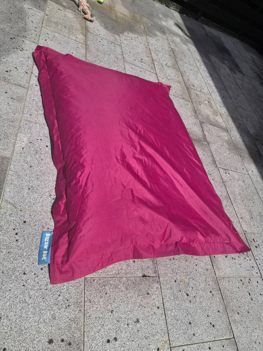 Bean BagBazaar Bag® Indoor-Outdoor Giant Bean Bag - Image 3