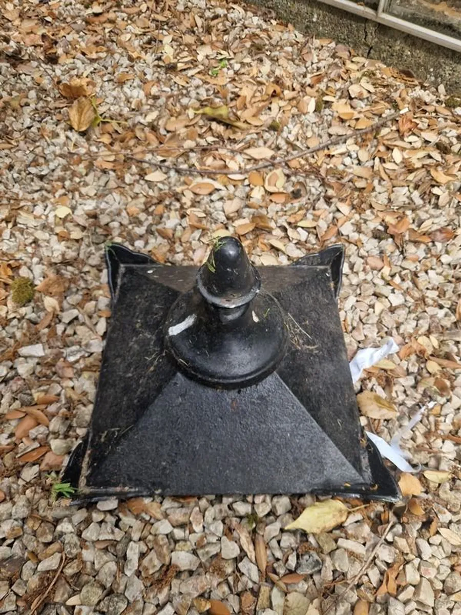 Antique cast iron lamps (5 available,  sold in one lot) - Image 4