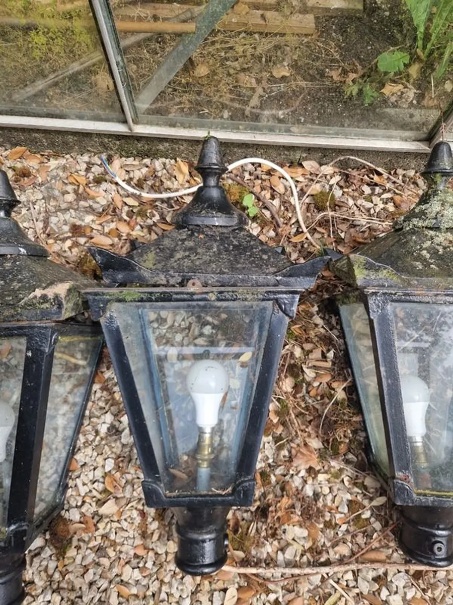 Antique cast iron lamps (5 available,  sold in one lot) - Image 1