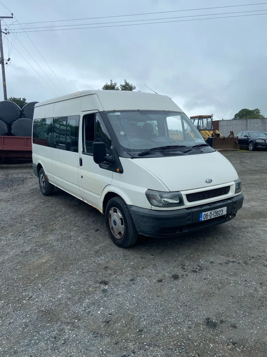 Ford transit minibus - Image 2
