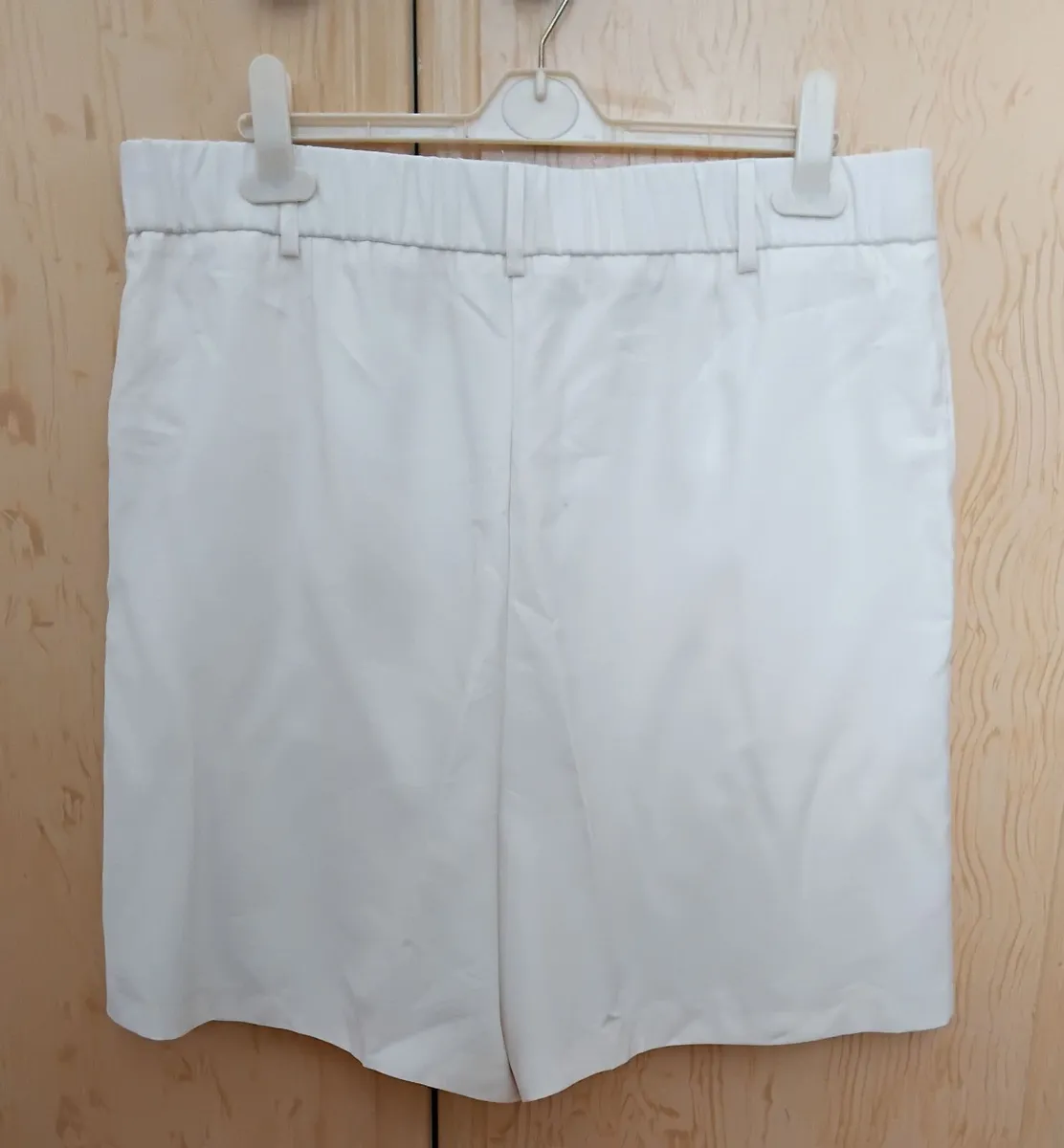 Pleated shorts - Image 4