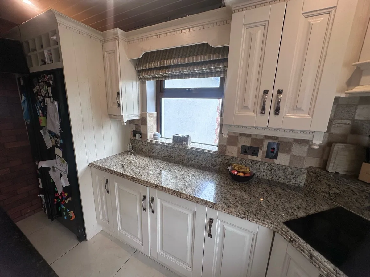 Kitchen - Image 3