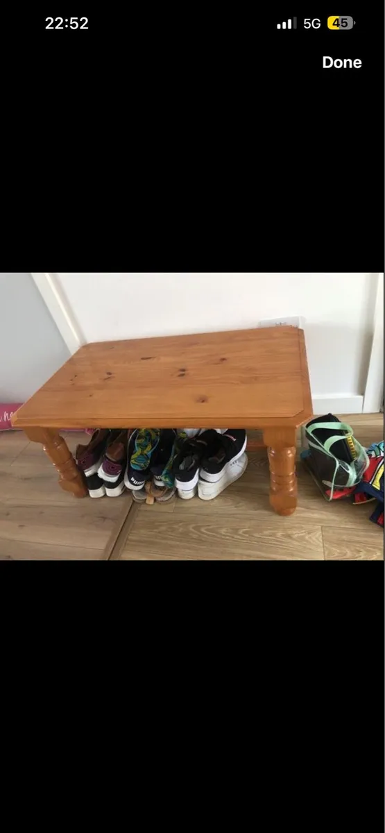 Solid pine coffee table - Image 1