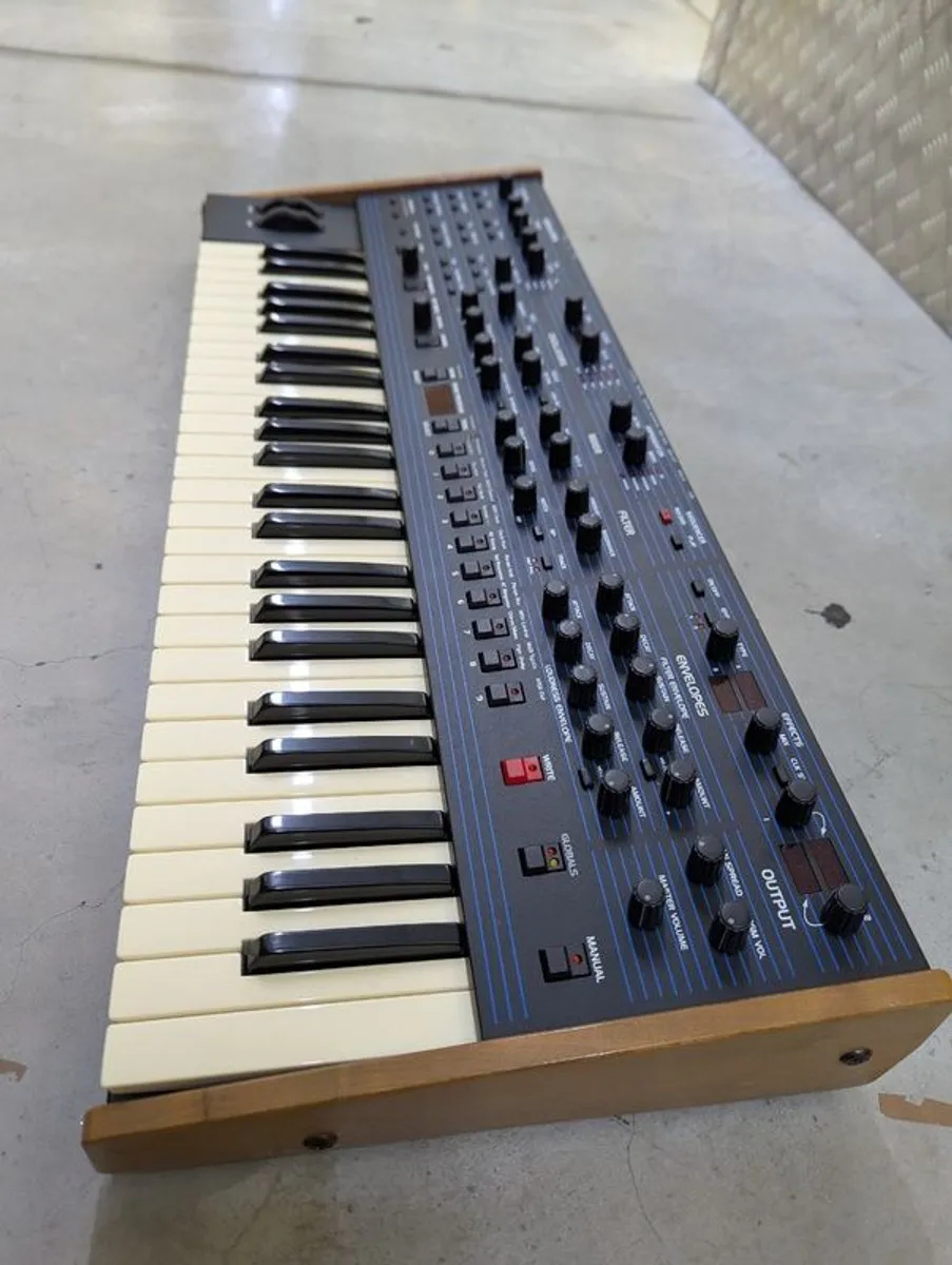 Dave Smith Instruments - OB6 - Image 2