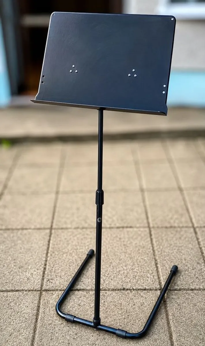 JS Professional Sheet Music Stand in good condition - Image 1