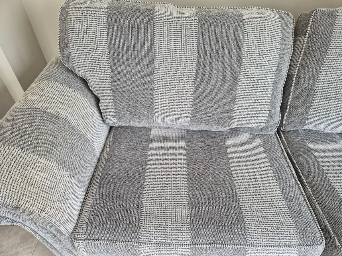 2 x Sofa / Couch Set - Image 3