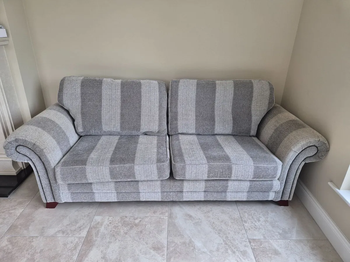 2 x Sofa / Couch Set - Image 1