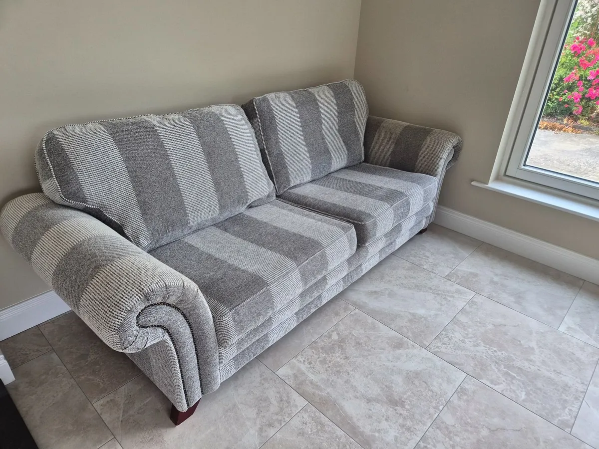 2 x Sofa / Couch Set - Image 2