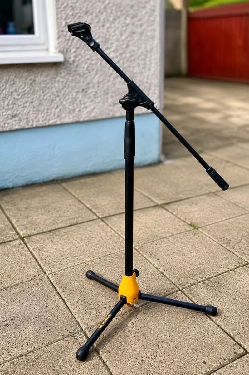 Hercules Microphone Stand - Image 2