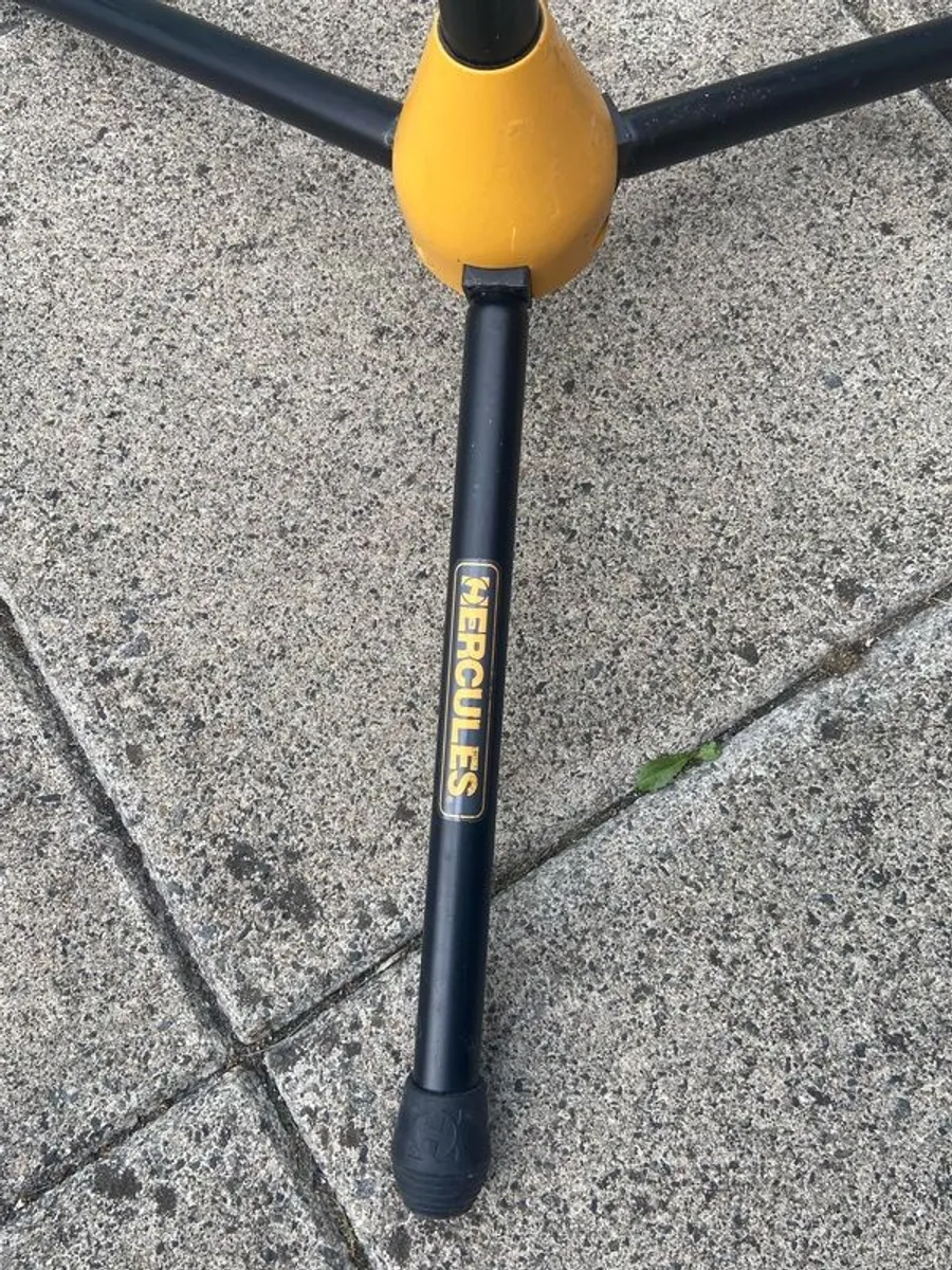 Hercules Microphone Stand - Image 3