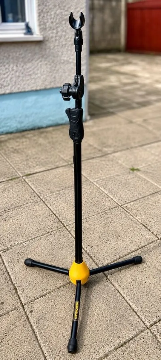 Hercules Microphone Stand - Image 1