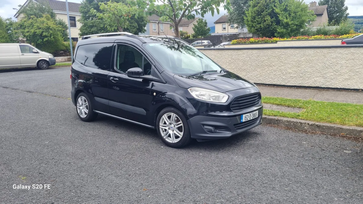 Ford Courier 2015 - Image 2