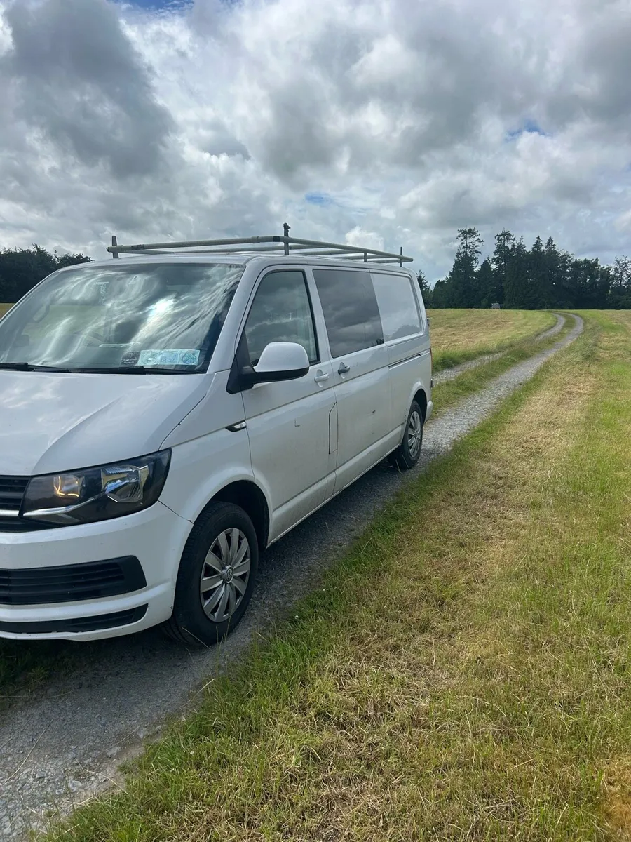 Volkswagen Transporter - Image 4