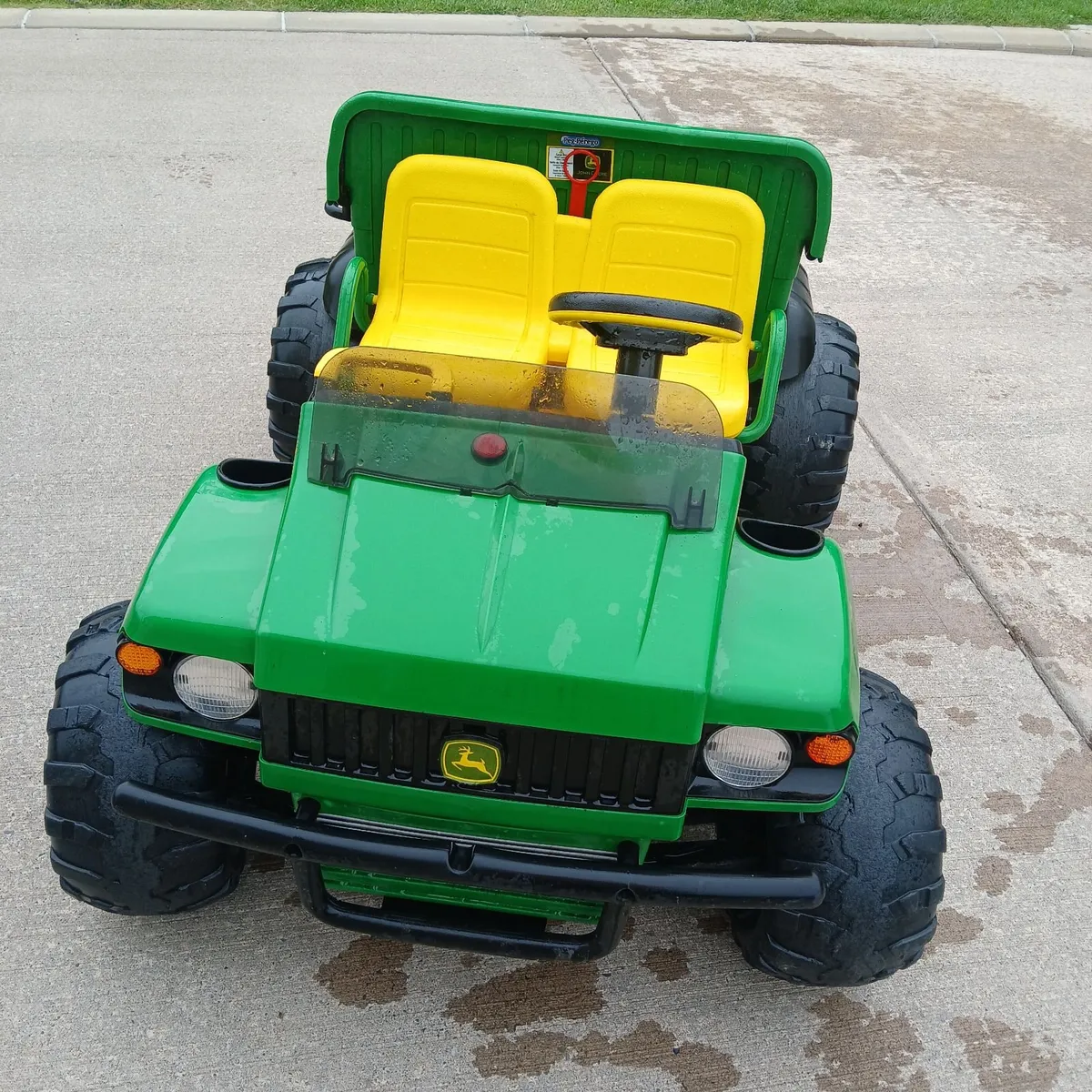 Childs john deere gator - Image 3