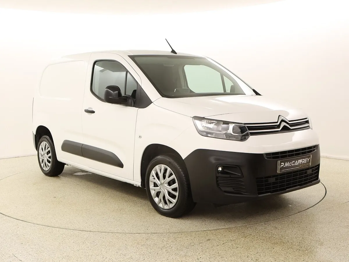 2022 Citroen Berlingo 1.5 HDI Enterprise 3 seater - Image 1